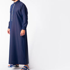 Saudi Thobe Navy|Give yourself an elegant attire (Copie)